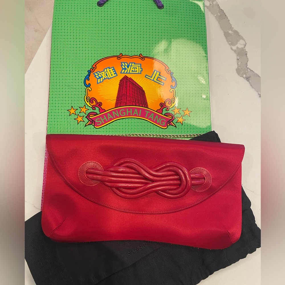 NWOT Shanghai Tang Red purse with golden chain